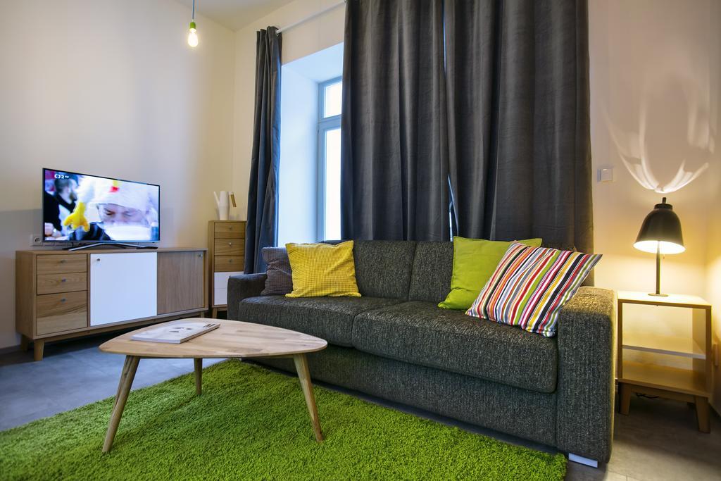 Apartments At The Blue Duckling ปราก ภายนอก รูปภาพ